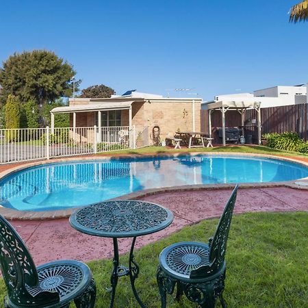 Bayview Motel Rosebud/Rye Buitenkant foto
