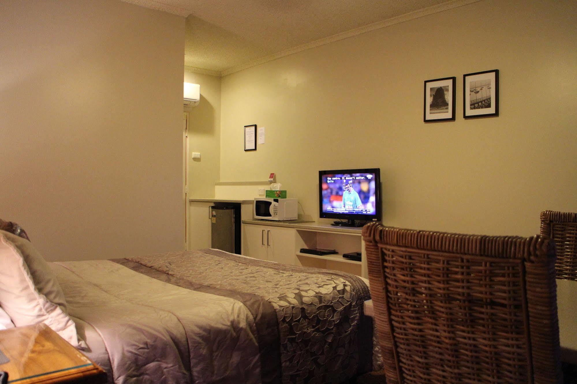 Bayview Motel Rosebud/Rye Buitenkant foto