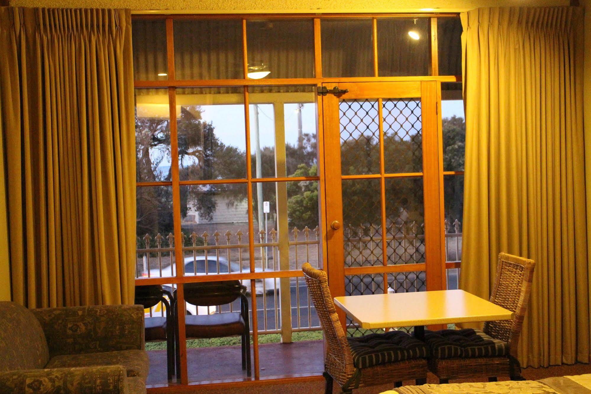 Bayview Motel Rosebud/Rye Buitenkant foto